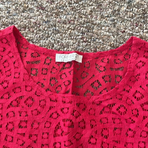 Lace top - Picture 3 of 3